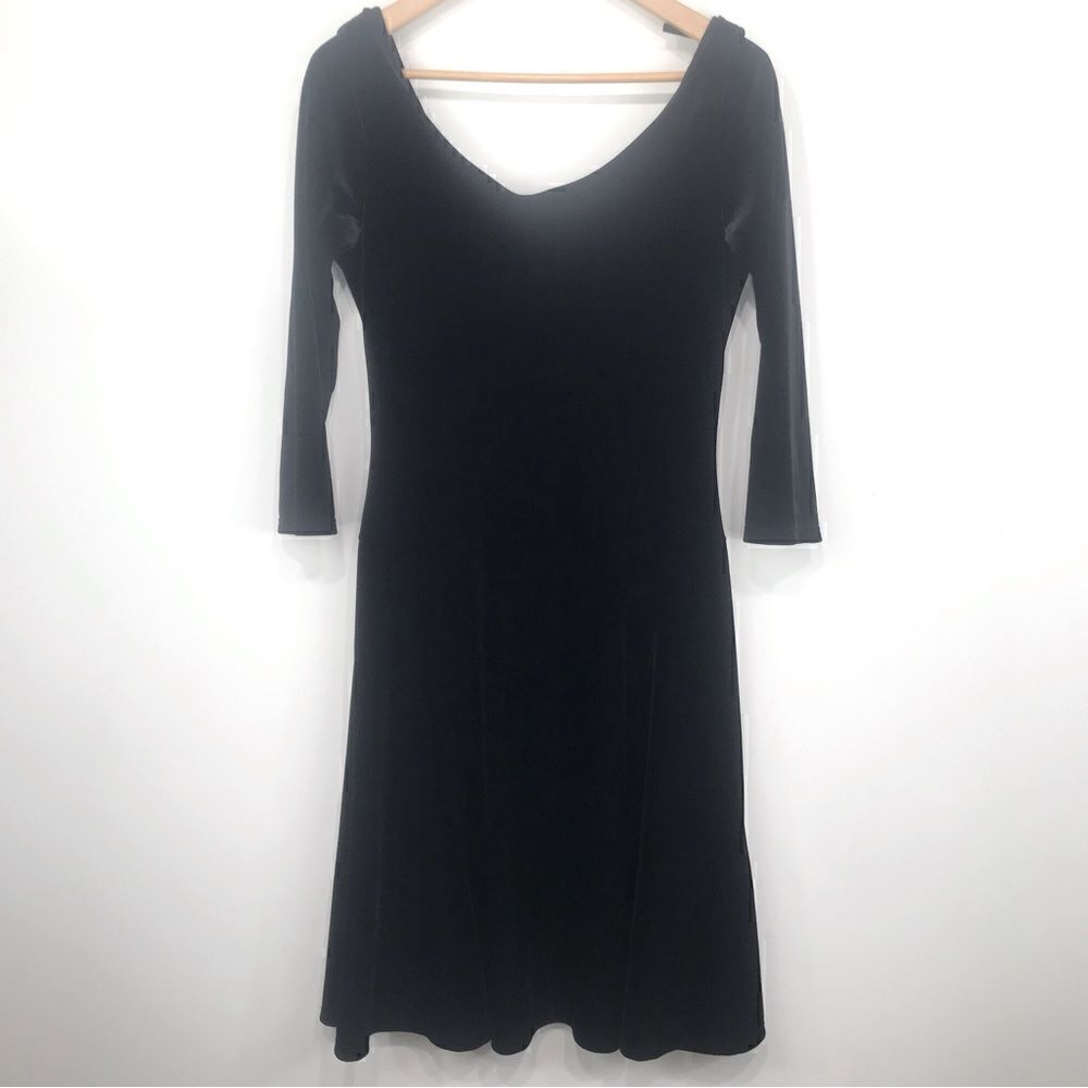 Boston Proper Black Velvet Classic Fit and Flare Holiday Black Tie Dress